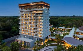 Mercure Rayong Lomtalay Villas & Resort